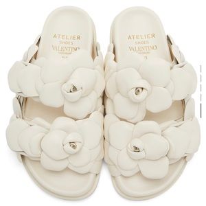 Preowned Valentino atelier rose edition in off white. 36